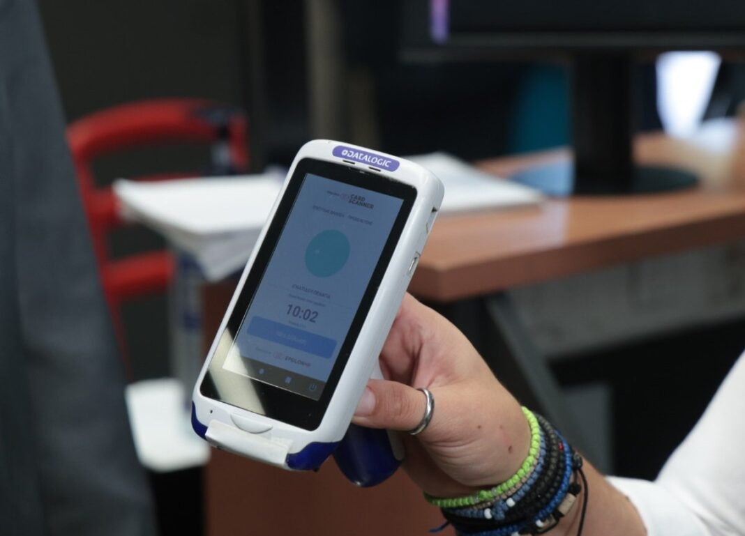 Ψηφιακή Κάρτα: Ποιοι την αγνοούν και πώς αυξάνονται οι παραβάσεις στην αγορά εργασίας!