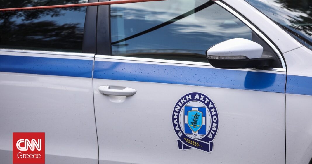 «Πειραιάς: Αποκαλύπτονται τα στοιχεία της 37χρονης που “έκλεβε” αγκαλιές και χρήματα από ηλικιωμένους»