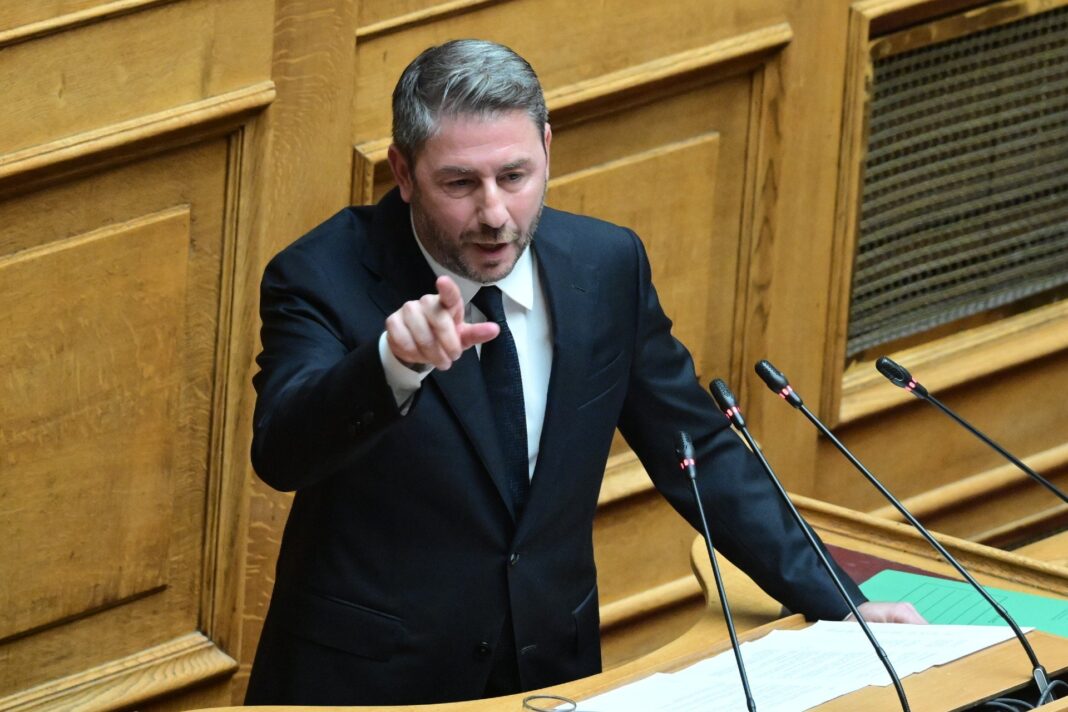 «Ανδρουλάκης: Το Υπουργείο Εξωτερικών σε Κρίση – Η Χειρότερη Κατάσταση των Τελευταίων Ετών!»