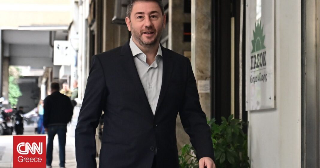 «ΠΑΣΟΚ: Ανατροπές και Διαφοροποιήσεις στην ΚΕ – Τα Μηνύματα του Ανδρουλάκη που Σημαδεύουν το Μέλλον»