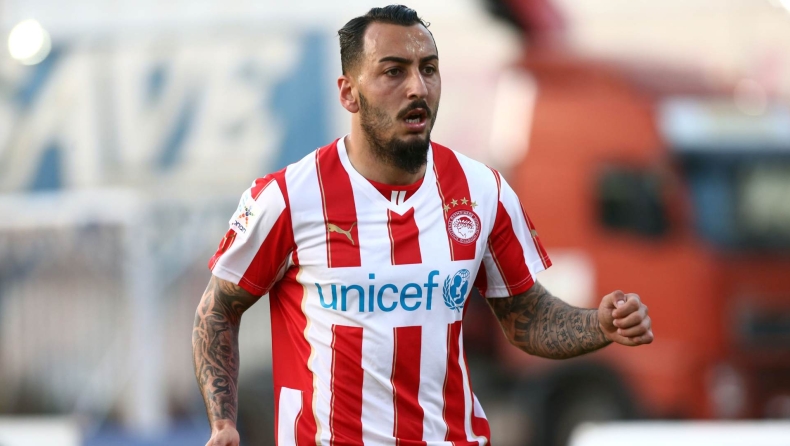 «Μήτρογλου και οι Αστέρες: Οι Παίκτες που Ένωσαν Ολυμπιακό και Αϊντχόφεν»