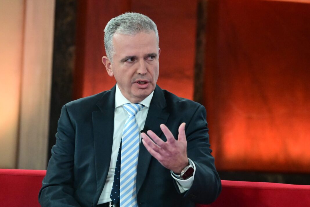 «Ανατροπή στα ΕΛΤΑ: Παραιτείται ο Σκλήκας και το Μαξίμου σε πανικό από το εσωκομματικό χάος!»