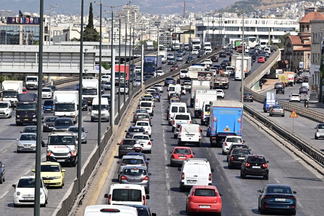 «Προσοχή: 187.000 ειδοποιητήρια για ανασφάλιστα οχήματα και απλήρωτα τέλη κυκλοφορίας – Μάθετε πώς να αποφύγετε τα πρόστιμα!»