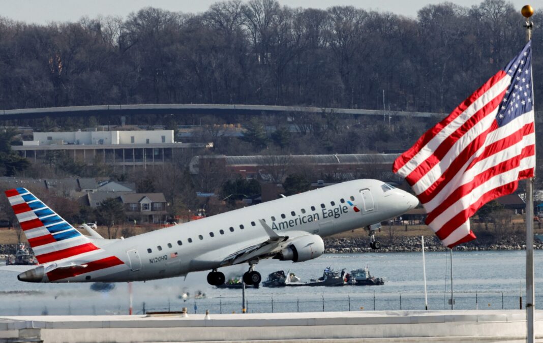 «Συναγερμός στην Ουάσινγκτον: Καθηλωμένες πτήσεις και απειλές για βόμβα – Δείτε το ανατριχιαστικό βίντεο!»