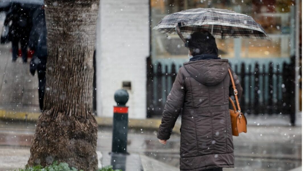 «Ετοιμαστείτε! Πορτοκαλί Συναγερμός για Βροχές και Καταιγίδες: Οι Περιοχές που Πρέπει να Προσέξετε την Τετάρτη»