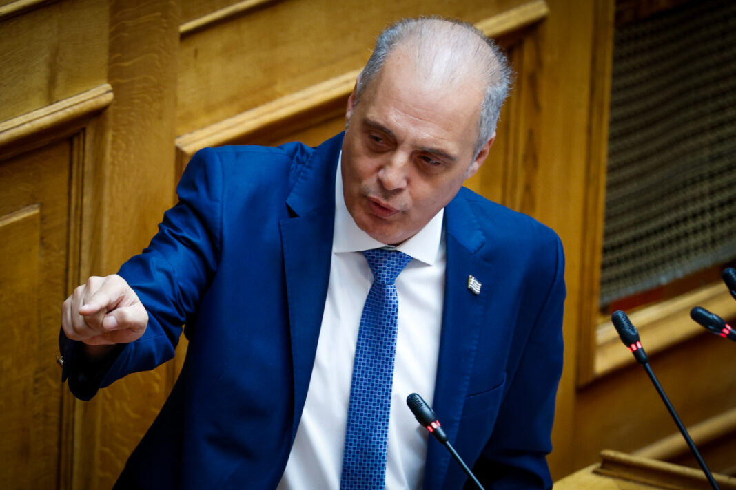 Μην το Χάσετε! Ζωντανά Αύριο 6/11 μετά τις 12μ.μ.: Ο Πρόεδρος της Ελληνικής Λύσης στη Βουλή – Ενωθείτε Μαζί Μας!