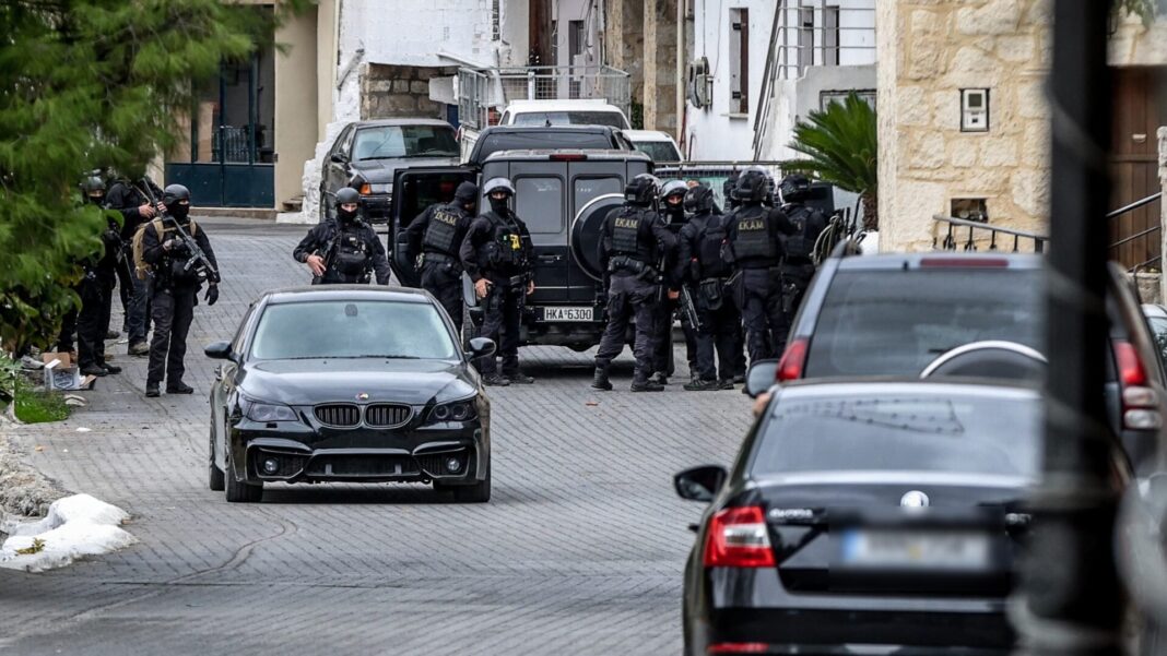 «Αποκαλύψεις από την Ε. Φραγκιαδάκη: «Ο Φανούρης με έχει καταστρέψει 100%» – Ντοκουμέντα για τους πυροβολισμούς που σοκάρουν!»