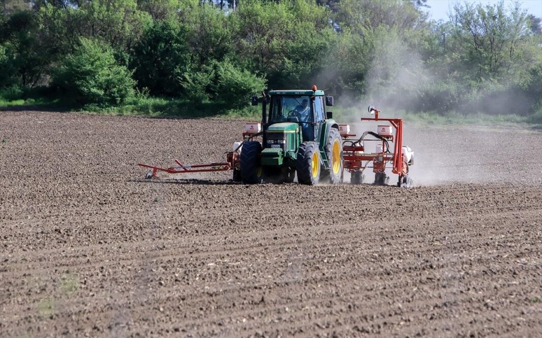 «Αγροτικό-Πετρέλαιο:-Επιστροφή-Ειδικού-Φόρου-Κατανάλωσης-για-83.000-Δικαιούχους-–-Μάθετε-Πώς-να-Επωφεληθείτε!»