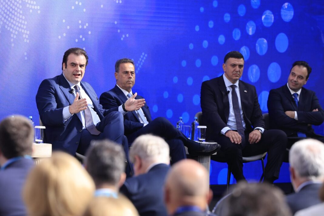 «Κ.-Πιερρακάκης-στη-Σύνοδο-p-tec:-Μια-Συναρπαστική-Πρόσκληση-για-Διεθνείς-Επενδυτές-–-Ανακαλύψτε-τις-Ευοίωνες-Προοπτικές!»