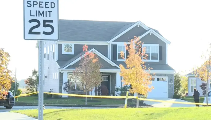 «Σοκ στις ΗΠΑ: Μητέρα 32 ετών σκοτώνεται κατά λάθος σε ξένο σπίτι – Αφήνει πίσω της τέσσερα παιδιά και τον σύζυγό της»