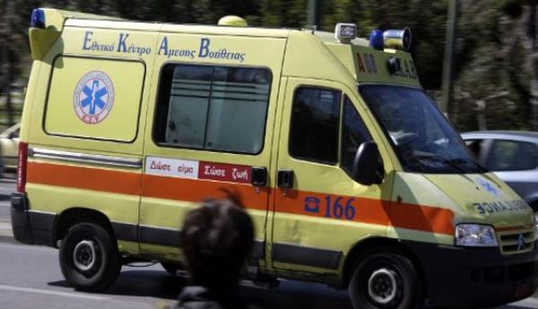 «Σοκ στο Αγρίνιο: Ηλικιωμένος βρέθηκε μαχαιρωμένος στο σπίτι του – Συνελήφθη η κόρη του!»