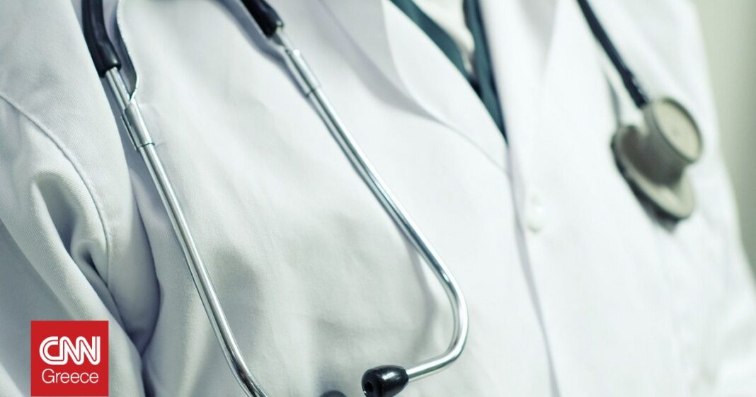 «Απεργία Σοκ: Κλειστά Ιδιωτικά Ιατρικά Εργαστήρια – Η Δεύτερη Μέρα Διαμαρτυρίας των Νοσοκομειακών Γιατρών»