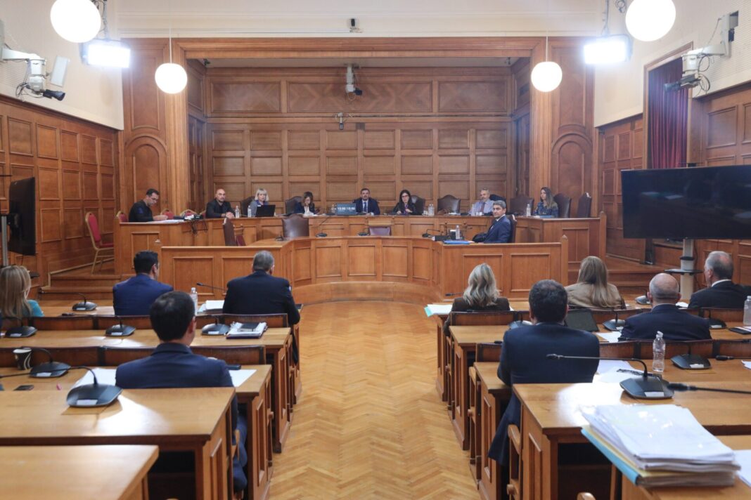 «Σκάνδαλο ΟΠΕΚΕΠΕ: Φραπές, Χασάπης και η Αγρότισσα με τη Ferrari – Αποκαλύψεις για τους Μάρτυρες!»