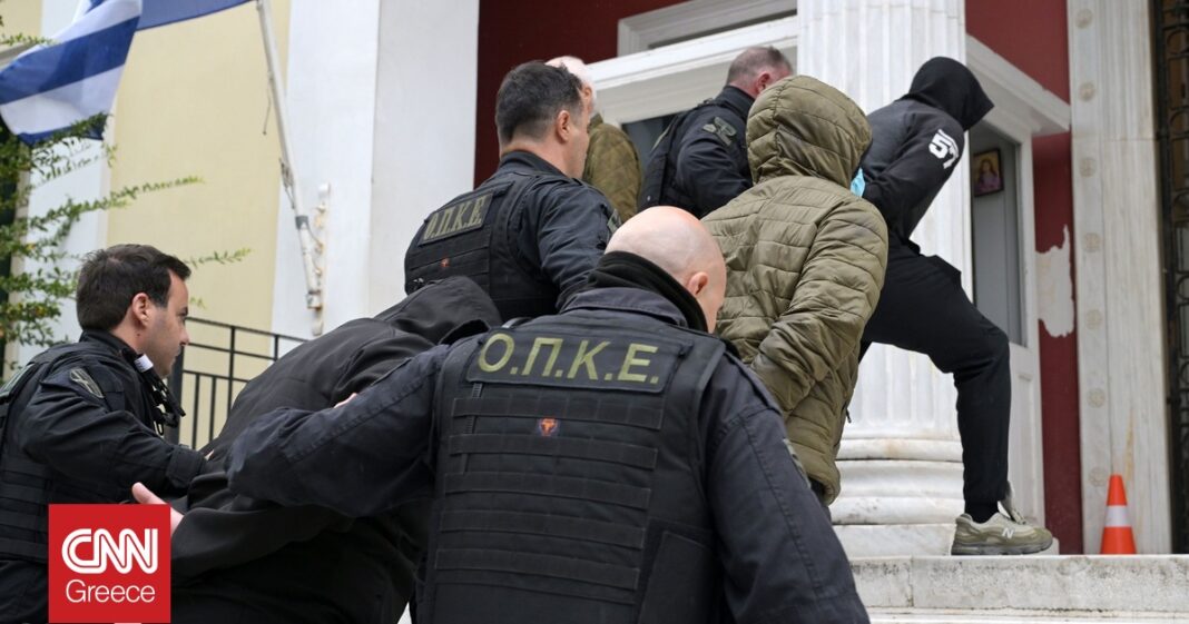 «Χαλκίδα: Σοκαριστική Δολοφονική Επίθεση – Προφυλακιστέοι οι Τρεις Οπαδοί»