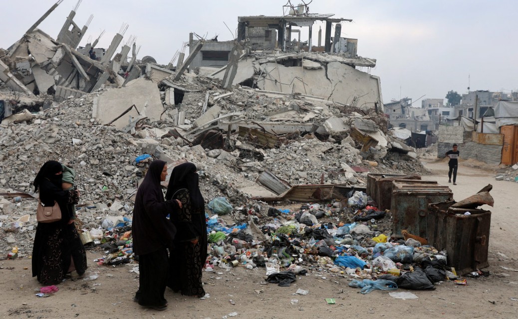 «Δημοσιογράφοι-εισβάλλουν-στη-Γάζα-μετά-από-μήνες-αποκλεισμού:-Σκηνές-φρίκης-και-απόλυτης-καταστροφής»