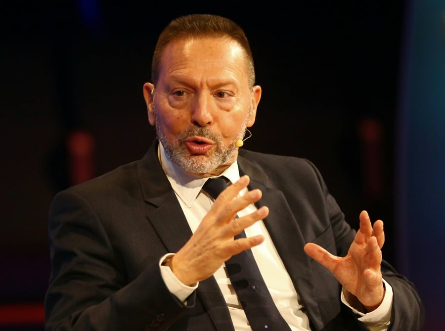 «Στουρνάρας: Η Κυβέρνηση Μητσοτάκη Φέρνει Σταθερότητα και Απομακρύνει τον Λαϊκισμό»