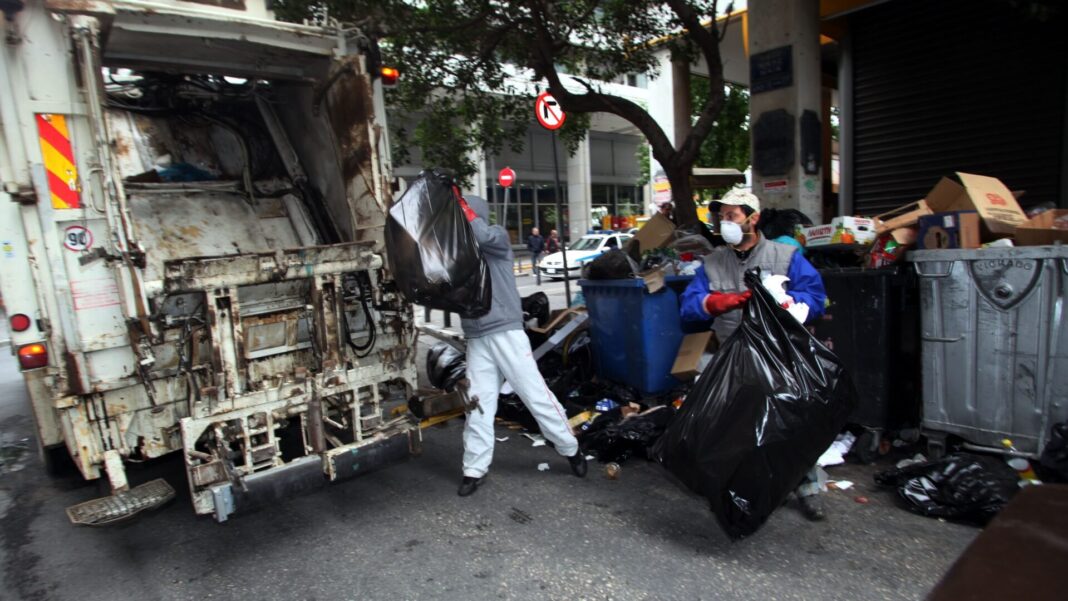 «Τραγωδία στη Βόνιτσα: Χάθηκε η ζωή 47χρονου εργάτη καθαριότητας σε σοβαρό ατύχημα»
