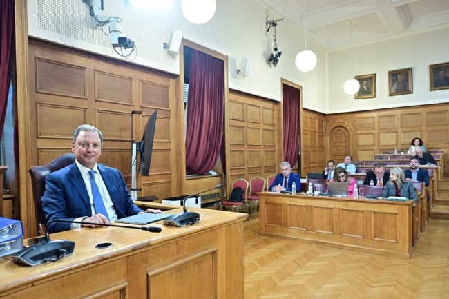 Συναγερμός-στην-Εξεταστική-ΟΠΕΚΕΠΕ:-Ο-Λιβανός-αποκαλύπτει-την-εντυπωσιακή-αύξηση-708%-των-δηλώσεων-στην-Κρήτη,-‘καρφώνοντας’-τον-Βορίδη!