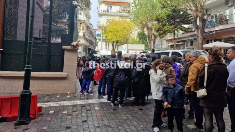 «Ανακαλύψτε-την-Ιστορία:-Ουρές-Τούρκων-για-την-Ανακαινισμένη-Οικία-του-Κεμάλ-Ατατούρκ-στη-Θεσσαλονίκη»