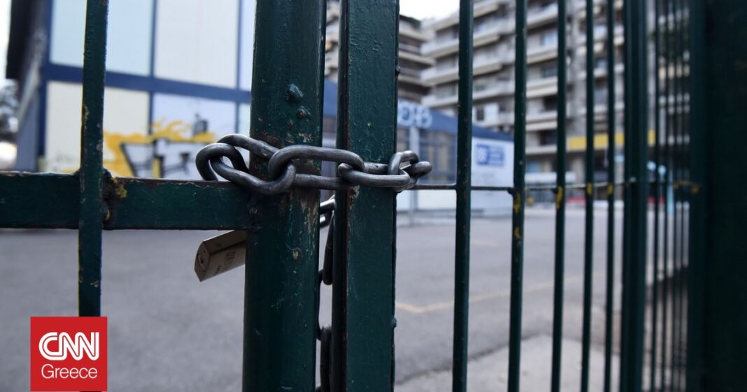 «Σοκ στην Άλιμο: 15χρονος ξυλοκοπήθηκε εντός του σχολείου του – Οι έρευνες είναι σε πλήρη εξέλιξη!»