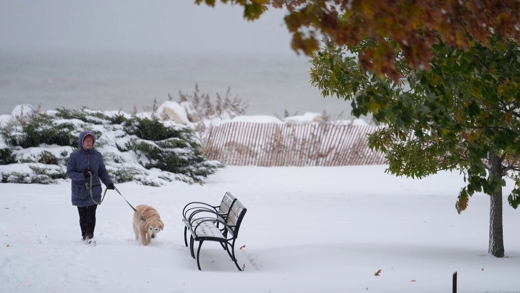 «Απίστευτη χιονοθύελλα στο Μίσιγκαν: Το πιο παγωμένο φθινόπωρο στις ΗΠΑ από το 1976!»