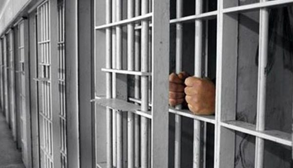 «Σοκ στη Λαμία: 30χρονος καταδικάστηκε σε 18,5 χρόνια φυλάκιση για παιδική πορνογραφία»