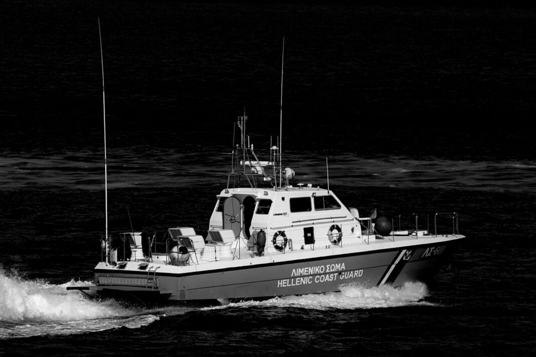 «Αγωνία στην Κύθνο: Έρευνες του Λιμενικού για τον Αγνοούμενο Βέλγο Κυβερνήτη Ιστιοφόρου»