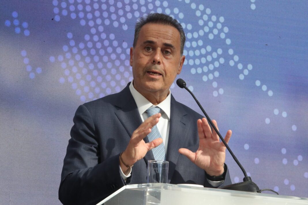 Παπασταύρου: Η Αμερικανική Στρατηγική για το Καλώδιο Ελλάδας-Κύπρου – Δείτε το Βίντεο!