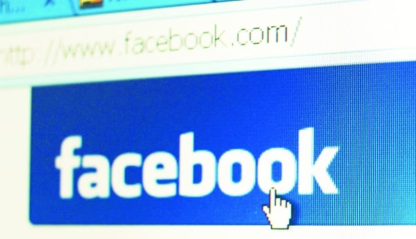 «Ανατροπή στο Εφετείο Αθηνών: 26.000 ευρώ πρόστιμο για προσβλητικές αναρτήσεις στο Facebook!»