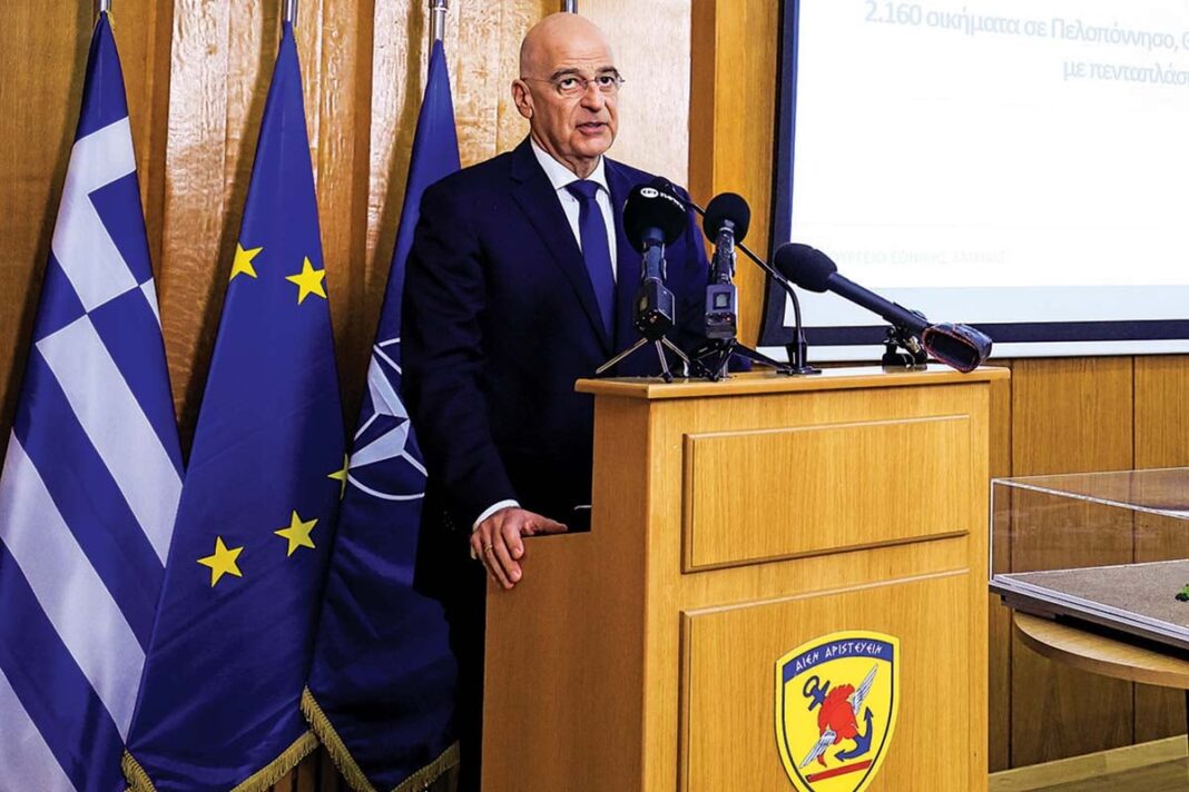 Δένδιας: Επένδυση στο Μέλλον με 10.454 Νέες Κατοικίες για τις Ένοπλες Δυνάμεις!