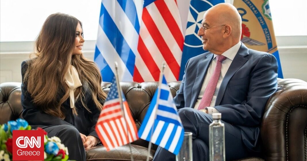 «Συναντήσεις-που-Σημαίνουν:-Ο-Νίκος-Δένδια-σε-Αποκαλυπτική-Συζήτηση-με-την-Κίμπερλι-Γκιλφόιλ»