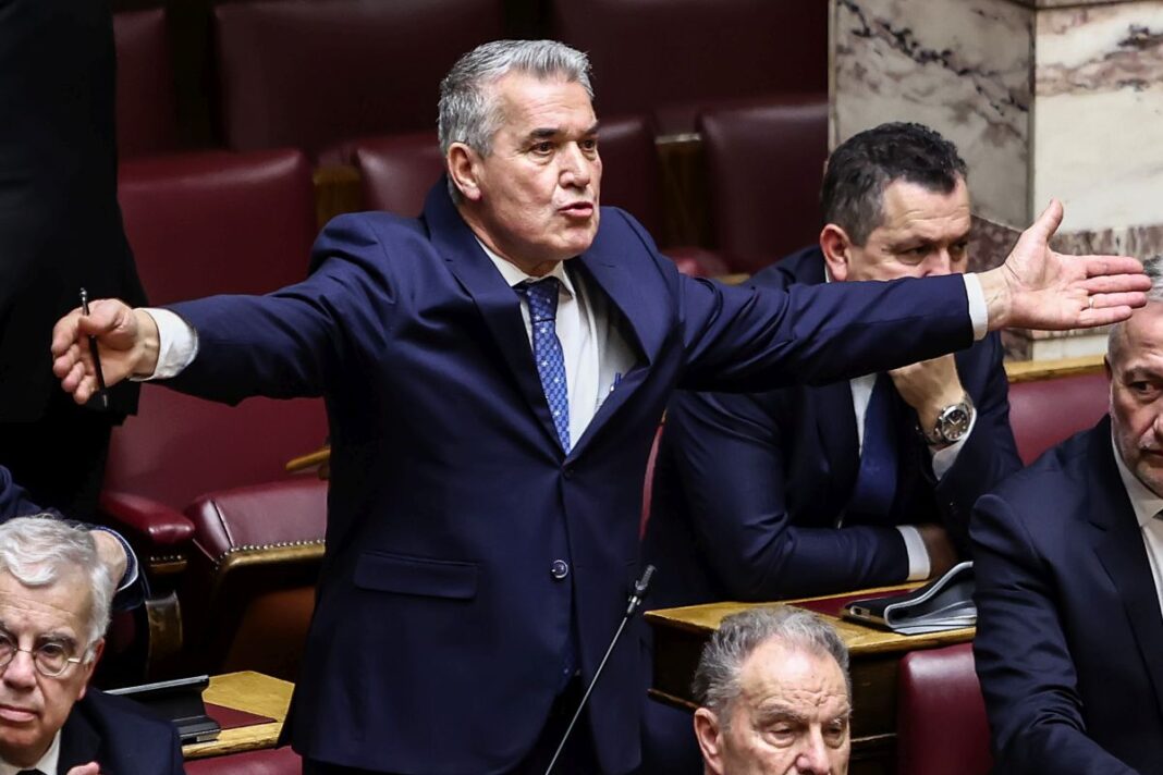 «Δημήτρης-Κυριαζίδης:-Ο-βουλευτής-της-ΝΔ-αποκαλύπτει-τις-οικονομικές-του-δυσκολίες-με-5.000-ευρώ-το-μήνα!»