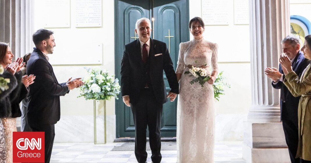 «Μυστικός-Γάμος:-Ο-Γιάννης-Ραγκούσης-και-η-Μαρίνα-Κοντοτόλη-Ενώνουν-τις-Ζωές-τους-σε-Οικογενειακή-Ατμόσφαιρα»